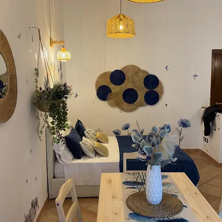 Apartament Carlottas'home *